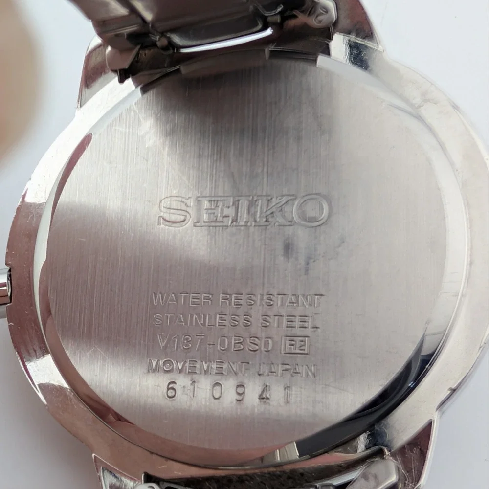 Seiko Recraft Solar V137-0BS0 Swarovski Crystal Bezel Sapphire Black Dial Watch